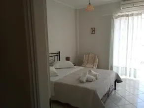 The Beach House - Image 3