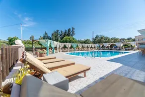 Saint Peter Bay Aparthotel- Twin Room with Balcony - Image 4