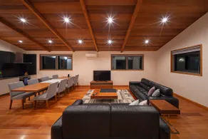 Bluebird Chalets | Prime Echoland Steps From Cafés - Image 4