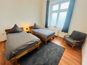 Central apartment near tram, free Wi-Fi - Image 3