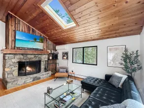 Secluded Chic Mountain Chalet near Tanglewood - Image 2