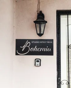Studio Apartment Bohemia - Image 2