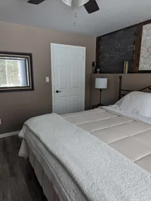 suite in the bush- private apartment in a home - Image 3