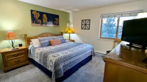 BC/Avon Mtn Gem-3BR/Pool/Hot Tub/Ski Shuttle/Sauna/Gondola Walk! - Image 5