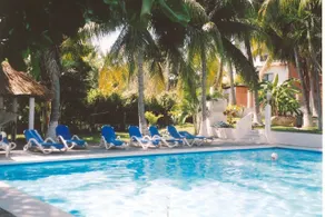 2bdrm, 2bthrm, a/c,pool, balcony,barbecue,#11 - Image 2
