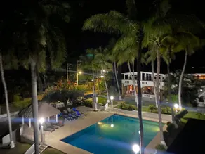 2bdrm, 2bthrm, a/c,pool, balcony,barbecue,#11 - Image 5