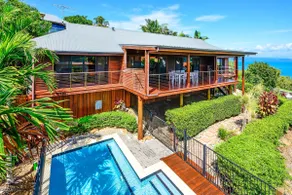 Whitsunday Views 1 - Free Standing villa with pool - Image 3