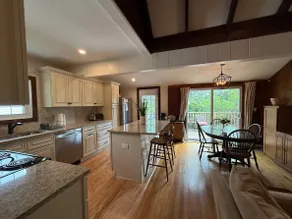 3 BR Lake House in Gated Candlewood Lake Community - Image 2