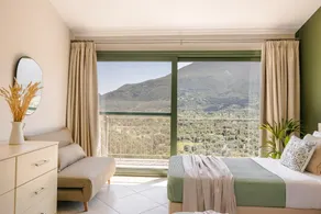 Utopia Luxury Villa - Image 3