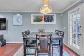 Privacy, Comfort, Quiet & Convenience - Image 2