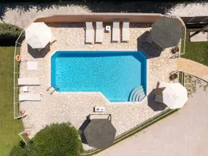 Villa St Nicholas House With Private Heated Pool - Image 5