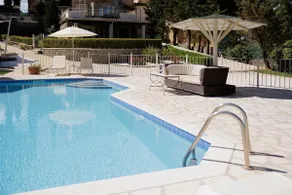Villa St Nicholas House With Private Heated Pool - Image 4