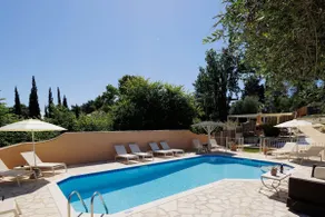 Villa St Nicholas House With Private Heated Pool - Image 2