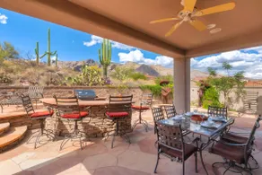 Gorgeous Private Luxury Home City & Mountain views - Image 4