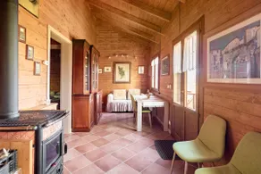 Cottage in the heart of the Santa Valley - Image 2
