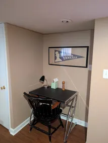 First floor, all the amenities, super convenient - Image 3