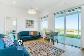 Cool & Funky Beach Shack with Million Dollar Views - Image 4