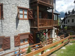 Classic Apartment in Anciles Pyrenees near Benasque Valley - Image 3