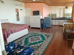 Studio room facing the Dehradun Valley - Image 2