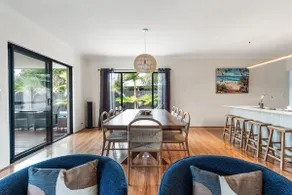 Our Escape: Coastal Poolside Haven in Dunsborough - Image 5