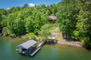 Lake James Retreat: Large Private Lakefront Home - Image 2