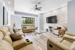 Naples 6 BR Home very close toBeach - Image 3