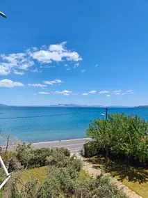 Thanos' seaside apartment - Image 4