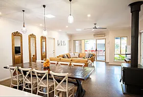 All bedrooms have ensuite - Pool - Town 7 min walk - Image 2