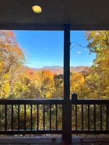 VIEWS! 100+MB WIFI! firepit, private, convenient - Image 3
