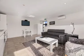 Apartments on Upton - Image 4