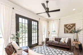 Fixer Upper's Original BARNDOMINIUM !! Organisez vos vacances, événement privé / mariage - Image 3