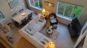 Spacious Beach House Retreat, 1 1/2 Blocks From Ocean! - Image 2