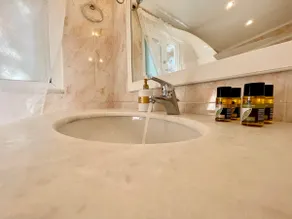 Suite with jacuzzi and pool(Ranch Ekru) - Image 4
