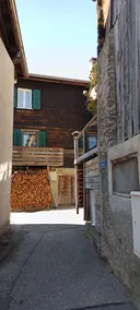 NEW Partially renovated quiet large apartment in Hohtenn - Image 5