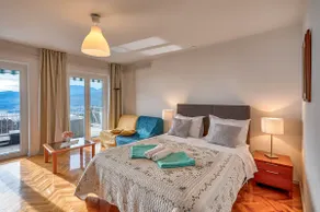 MAGNOLIA / Comfortable apartment with hot tub **** - Image 5
