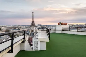 Stunning Paris Penthouse — Eiffel Tower & 360° Views - Image 4