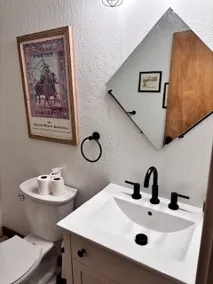 Pet Friendly, cabin in Serene Lakes near Tahoe - Image 5