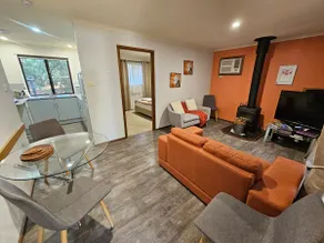2 bedrooms with Woodfire, Barossa Country Cottages - Image 2