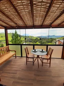 Chalé Canarinho - Beautiful View, Air Conditioning and Comfort - Image 3