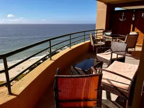 Front-line apartment with a view of Cau Cau Beach - Image 5