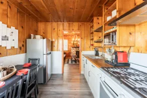 Mad For Plaid at Cabin 9 in Lakewood Cabins Near Village - Image 5