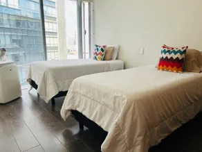 Nice apartment, great building and close to everything, W - Image 3