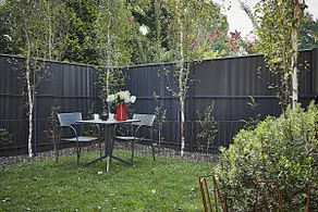 Superb for Two & Pets - King Bed - Fenced Garden - Image 4