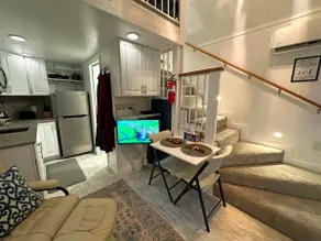 WATER FRONT- Cozy Country Home SPA, Pristine Lawns, wildlife & trails to Explore - Image 4