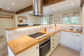The Stables at Boreham House - Image 4