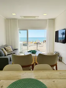 Seafront Apartment in Quarteira - Image 4