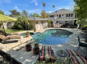 1922 Landmark Historic District Pasadena Home! - Image 2