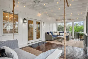 Charming Hideout Close to Everything Eco-Friendly - Image 2