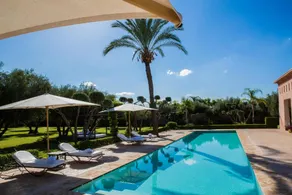 Villa Koutoubia, jardin luxuriant, piscine et spa - Image 4