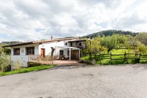 Spectacular Rural Suit 15 min from Bilbao - Image 2